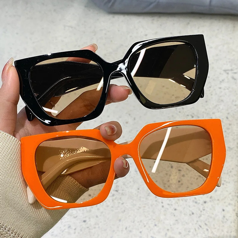 Vintage Brand Designer Polygon - Luxury Lifestyle Men 리뷰 및 가격