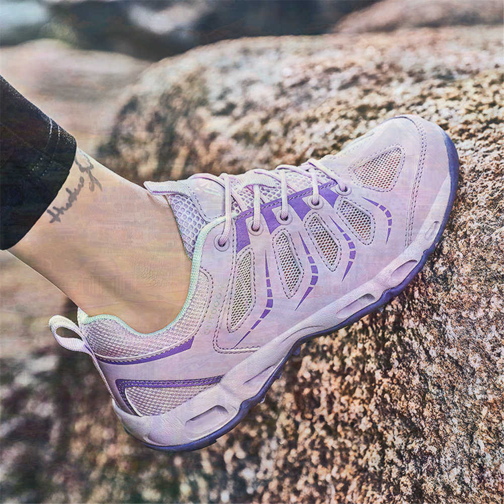 Sumer Round Tip Silver Sneaker - Luxury Lifestyle Shorts 리뷰 및 가격