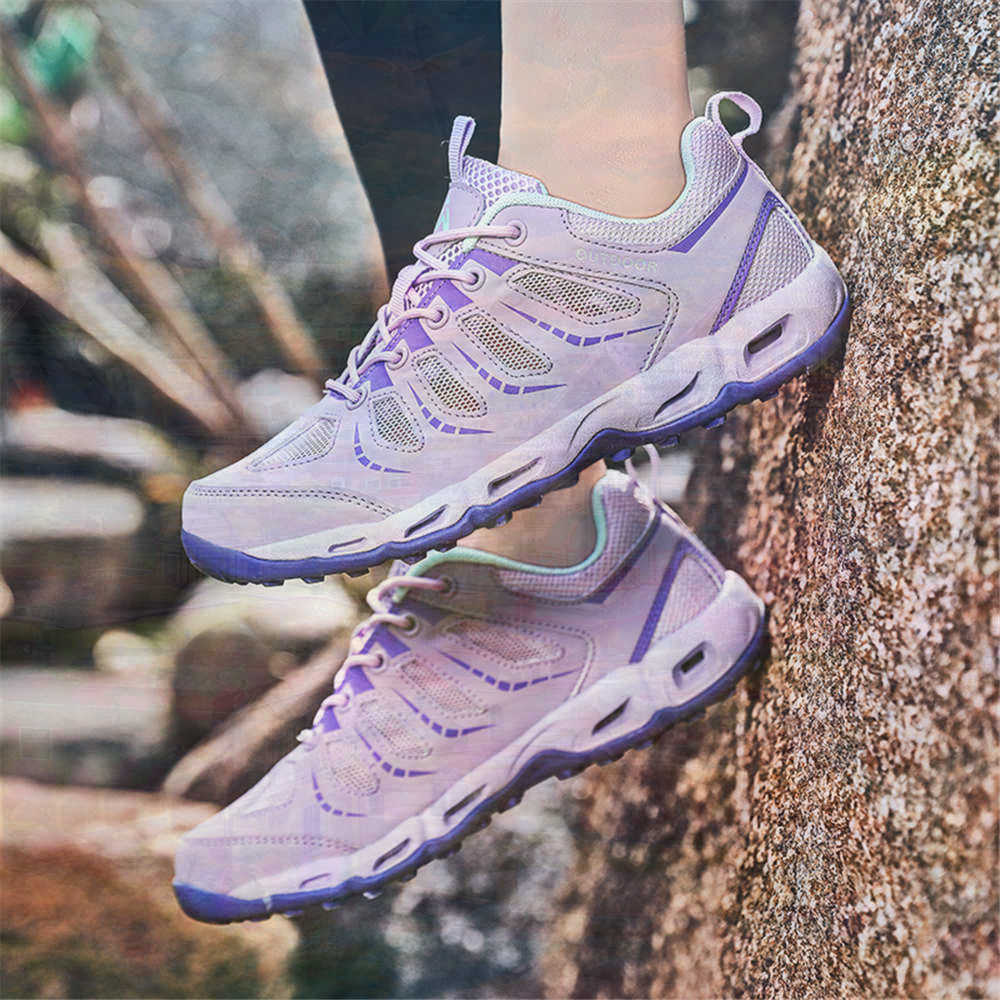 Sumer Round Tip Silver Sneaker - Luxury Lifestyle Shorts 리뷰 및 가격