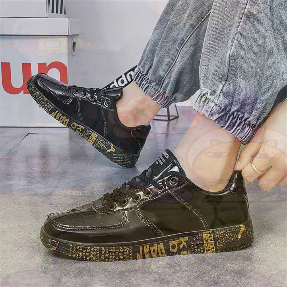 Round Foot Size 45 Sneakers Wh - Luxury Lifestyle Shorts 리뷰 및 가격