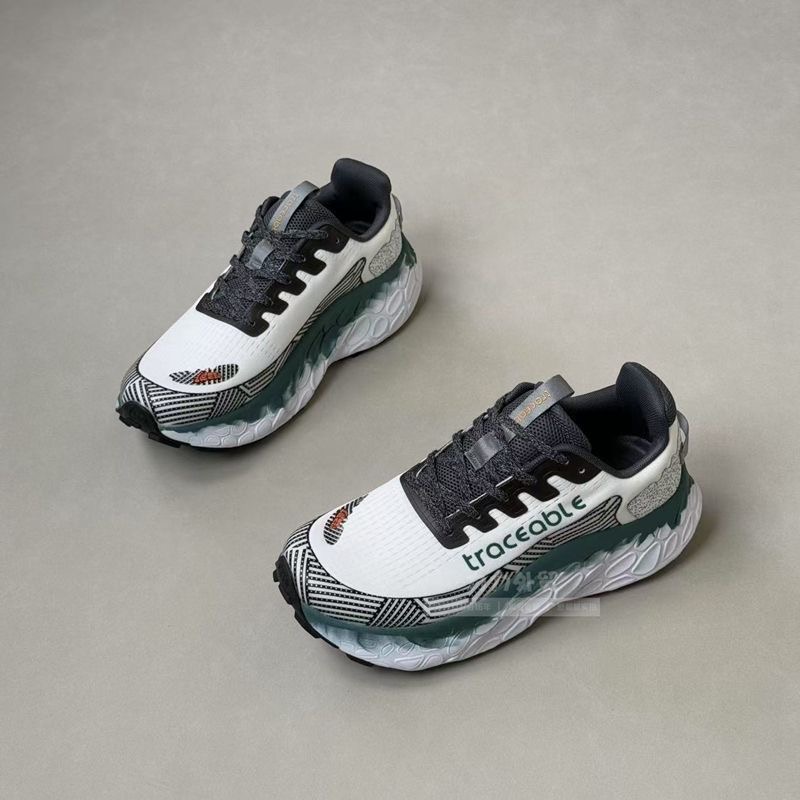 2026 Running Shoes For Unisex  - Luxury Lifestyle Brands 리뷰 및 가격